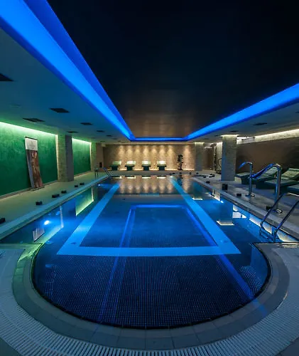 Arty Grand Ancient Olympia