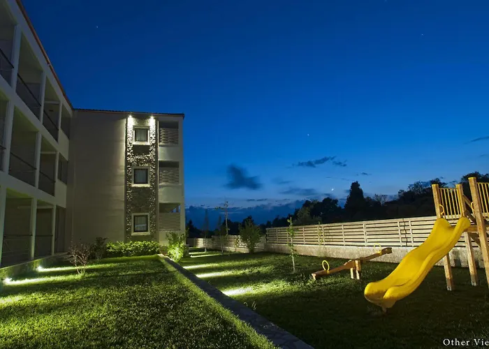 Szálloda Arty Grand